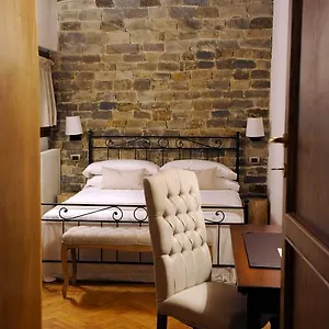 stone-lion-exclusive-apartment.it-tuscanyhotel.com/